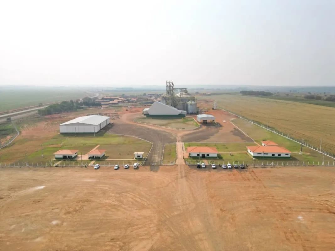 Construção completa unidade de Armazenagem de Grãos para a Royal Agro Cereais – foto 3 da obra