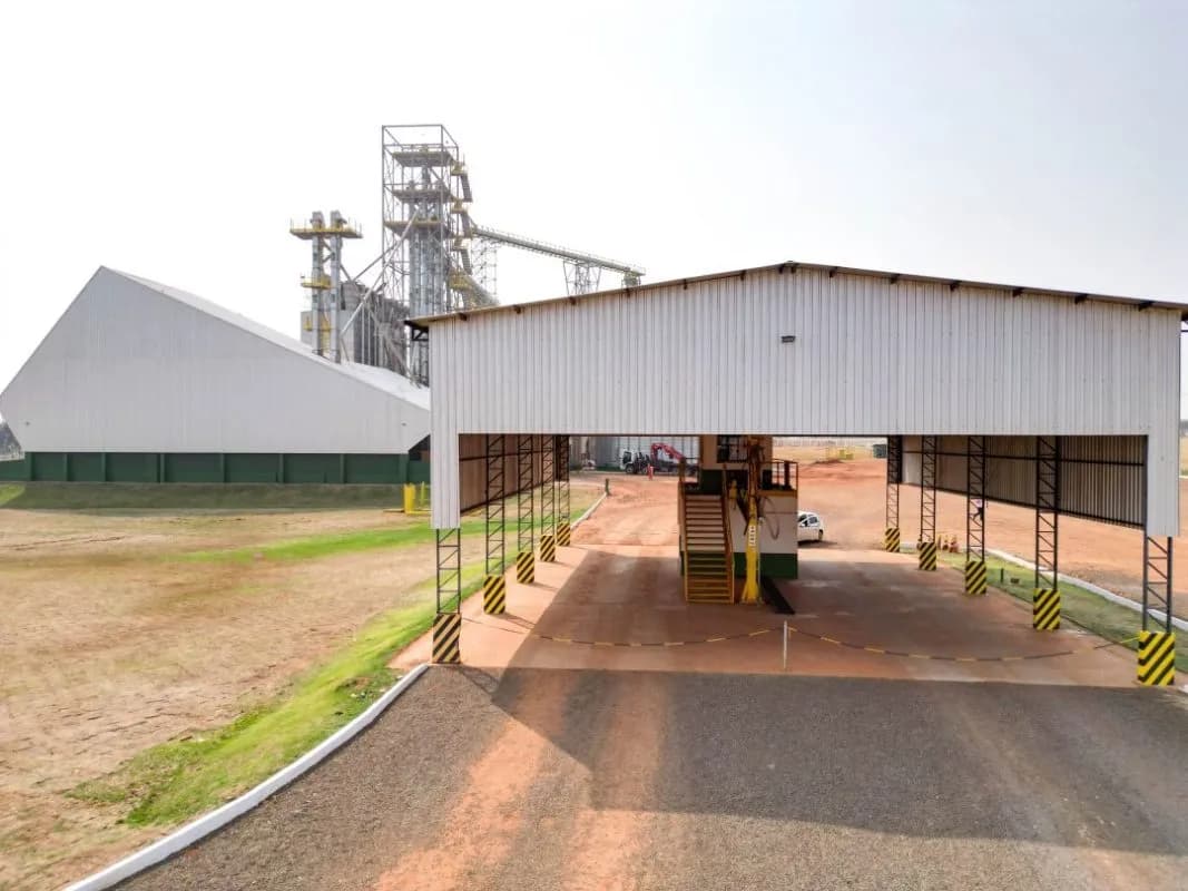Construção completa unidade de Armazenagem de Grãos para a Royal Agro Cereais – foto 4 da obra